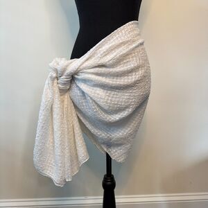 Peppermint Bay Women Versatile White Waffle-Textured Swimsuit Cover Up One Size